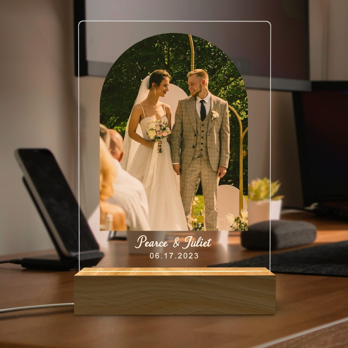 Custom Wedding Couple Lamp - The MB Prints Custom Wedding Couple Lamp