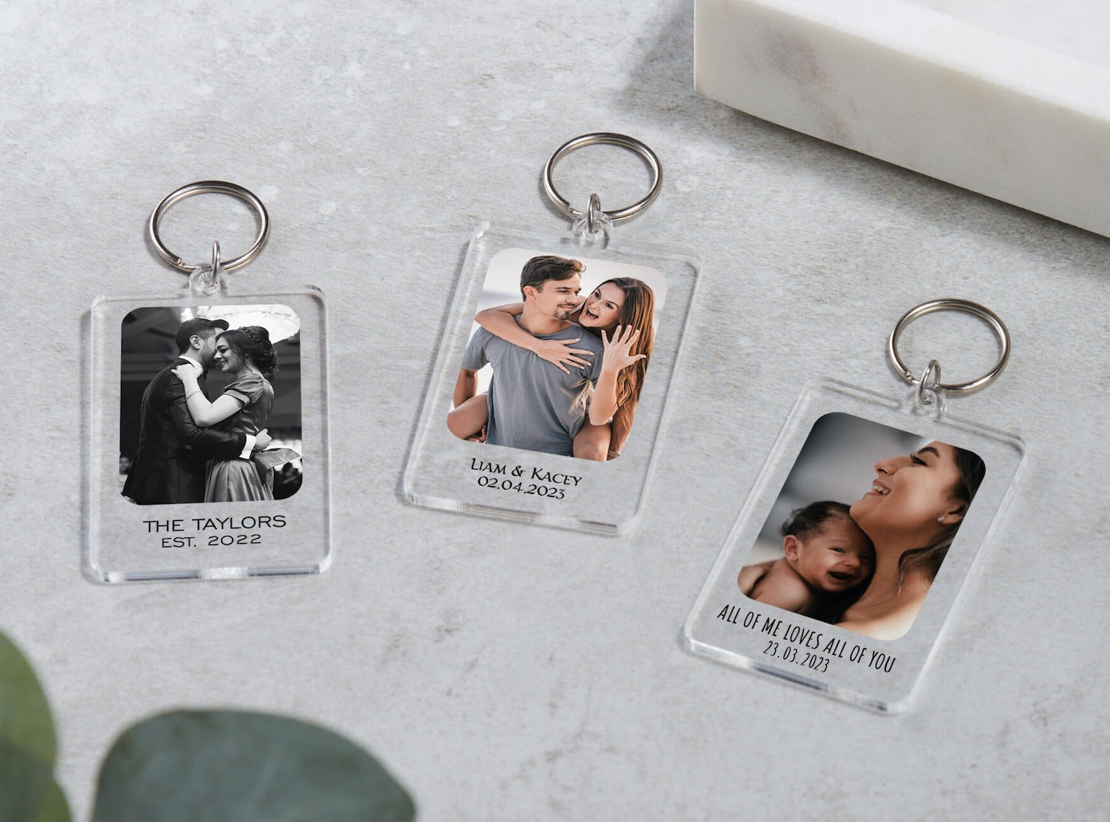 Personalize Picture with text Keychain