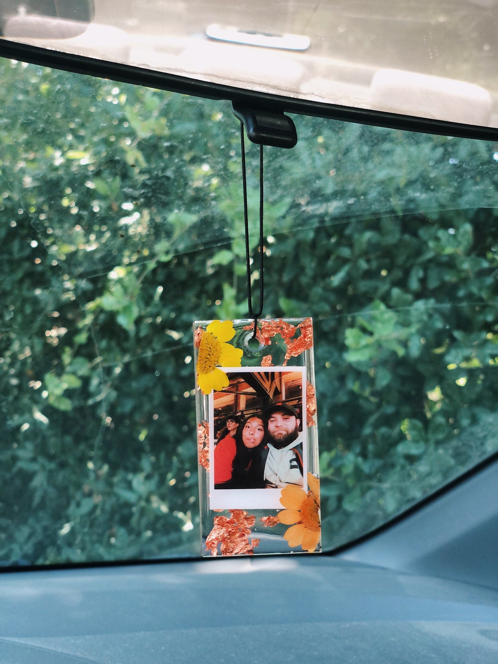 Custom photo rear view Flowery mirror car charm